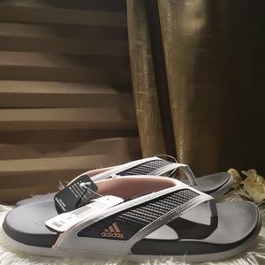 NWT Adidas grey & pink Sandles Size 9